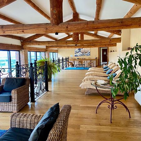 Domaine Saint-Roch Hotel Spa Salzuit Екстер'єр фото