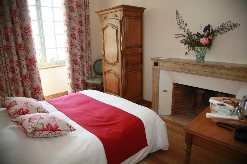 Domaine Saint-Roch Hotel Spa Salzuit Екстер'єр фото