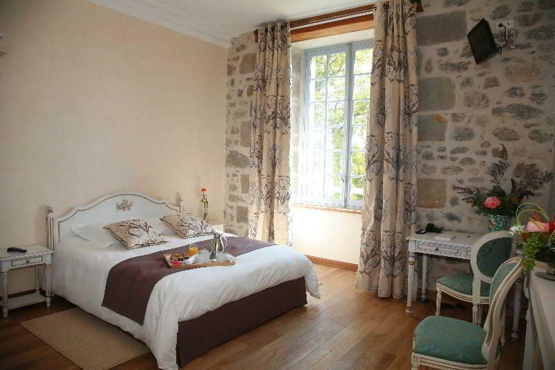 Domaine Saint-Roch Hotel Spa Salzuit Екстер'єр фото
