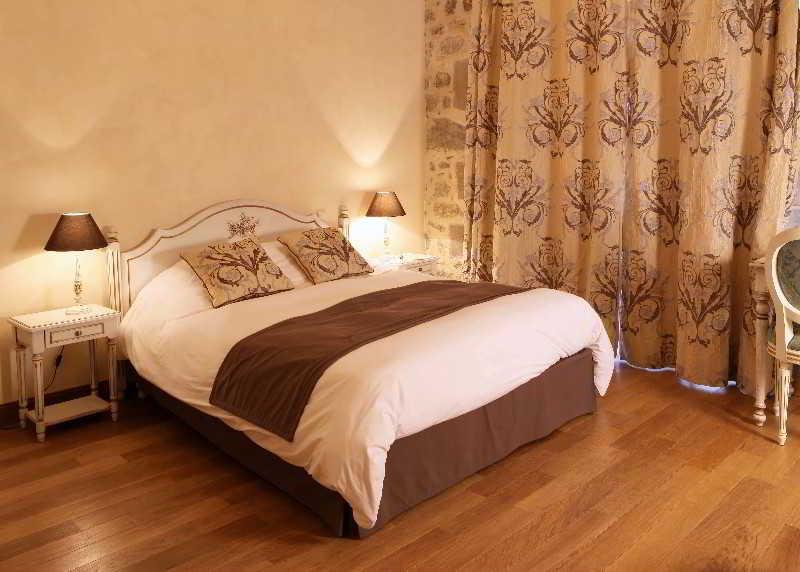 Domaine Saint-Roch Hotel Spa Salzuit Екстер'єр фото